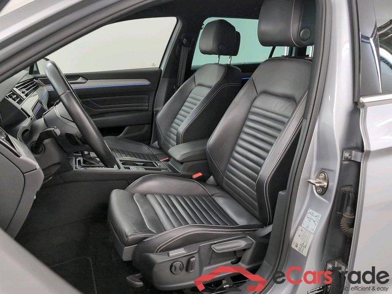 VOLKSWAGEN PASSAT VARIANT GTE - 2020 1.4 TSI PHEV GTE Business DSG #5