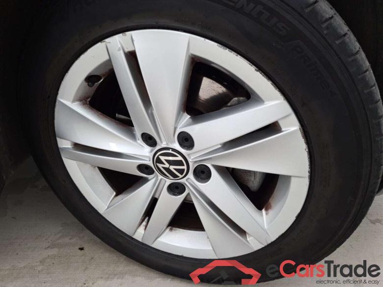 VOLKSWAGEN GOLF 1.5 ETSI LIFE DSG #6