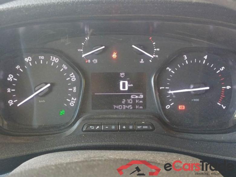 CITROEN JUMPY / 2016 / 4P / FURGONE BLUEHDI 150 SeS M CLUB #4