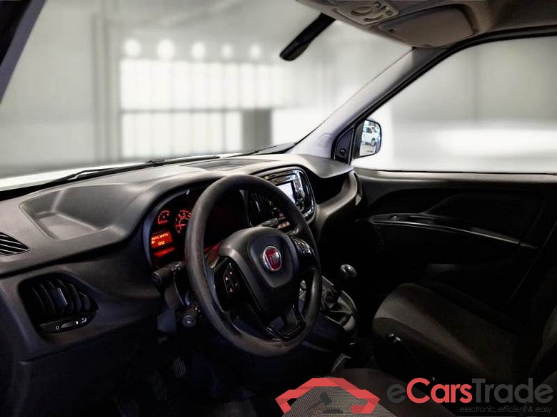 FIAT DOBLÒ CARGO / 2014 / 4P / VETT. FURGONATA CH1 BUSINESS 1.3 MJET 95CV E6D SeS #3