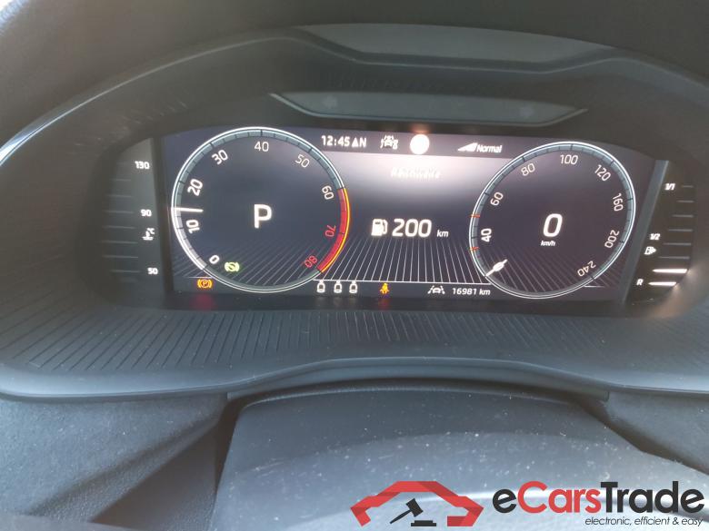 SKODA Kamiq 1.5 TSI 110kW (150CV) DSG 7 vel. Automático Sport #4