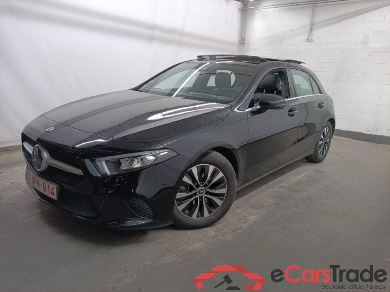 Mercedes-Benz A-Klasse A 180 d DCT Business Solution 5d #1