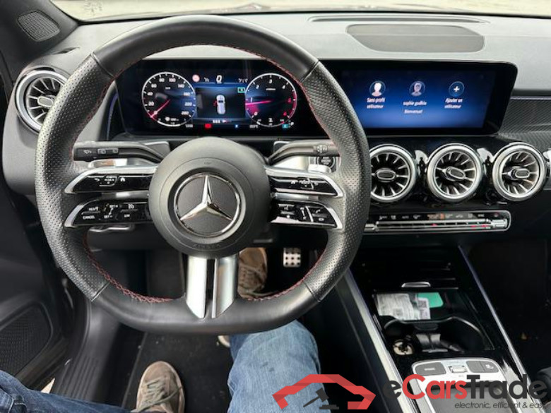MERCEDES-BENZ GLB 200 d Luxury Line #6