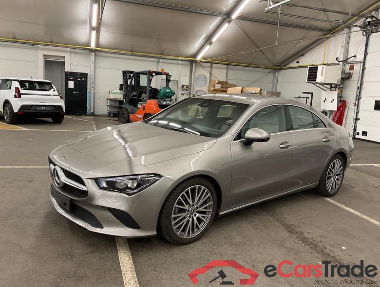 MERCEDES-BENZ CLA 180 180 #1