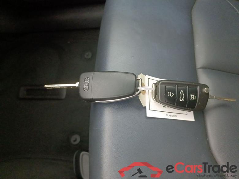 AUDI Q3 DIESEL - 2020 40 TDi 200 Quattro S line S tronic 5d #4