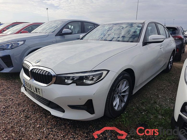 BMW Serie 3 / 2018 / 4P / sedán 318d Auto.