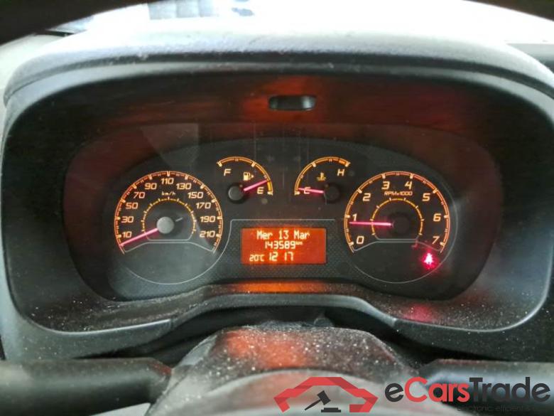 FIAT FIORINO / 2016 / 4P / VETT. FURGONATA 1.3 MULTIJET 95 CV E6D-TEMP SX #4