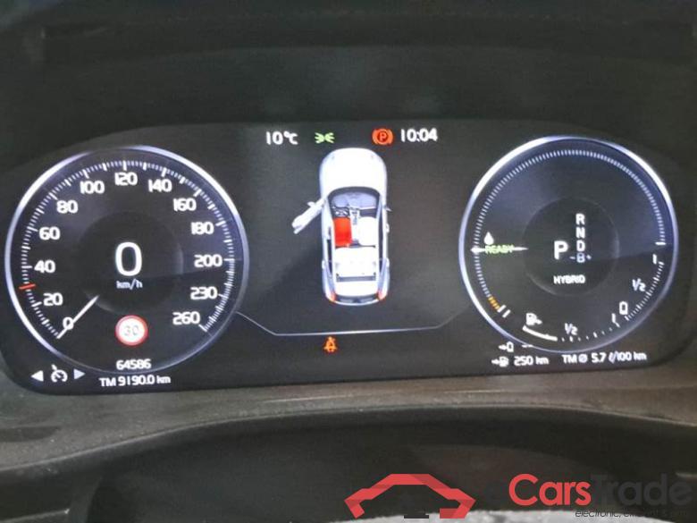 VOLVO XC40 / 2017 / 5P / SUV T5 PLUG-IN HYBRID AUTO RECH INSCRIP EXPR #4