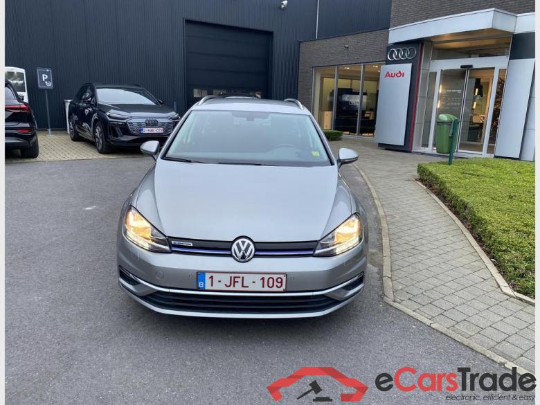 VOLKSWAGEN Golf Variant VII CNG Golf Variant CL 1.4 TGI BlueMotion 81 kW (110 ch) 6 vitesses manuel #5