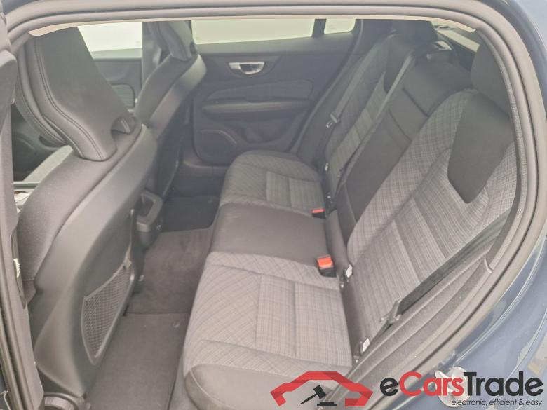 Volvo, V60 FL'22, Volvo V60 B3 Core DCT 5d #4
