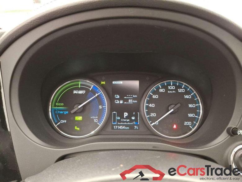 MITSUBISHI Outlander 2.4 PHEV Intense+ 4WD AUT #4