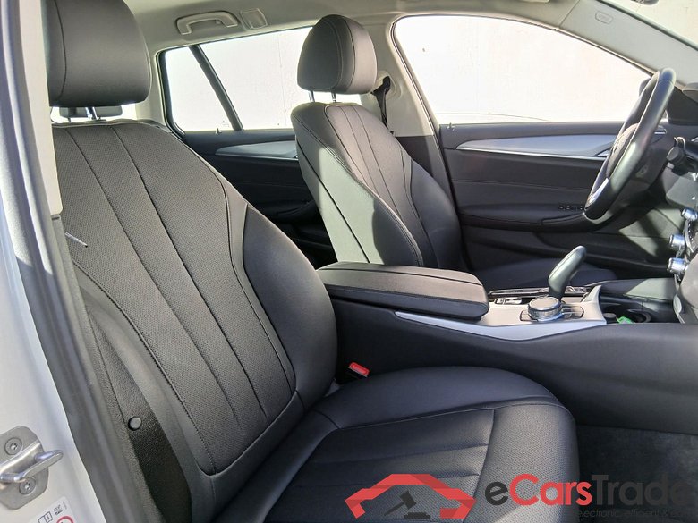 BMW Serie 5 / 2020 / 5P / familiar 520dA Touring #6