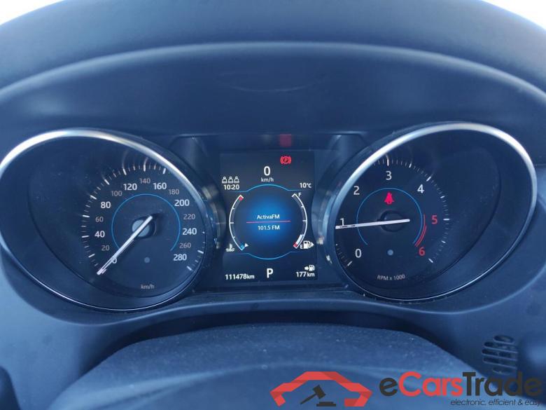 JAGUAR F-Pace / 2015 / 5P / todoterreno 2.0L i4D 132kW Pure Auto #4