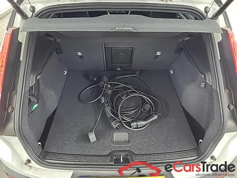 VOLVO XC40 Recharge P8 AWD 5D 300kW #5