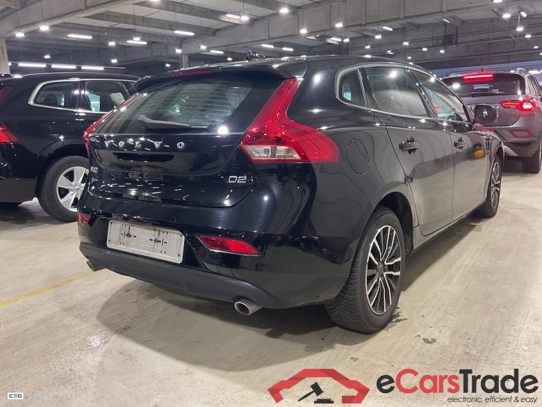 VOLVO V40 DIESEL - 2016 2.0 D2 Black Edition AdBlue (EU6d-TEMP) STOCK #4