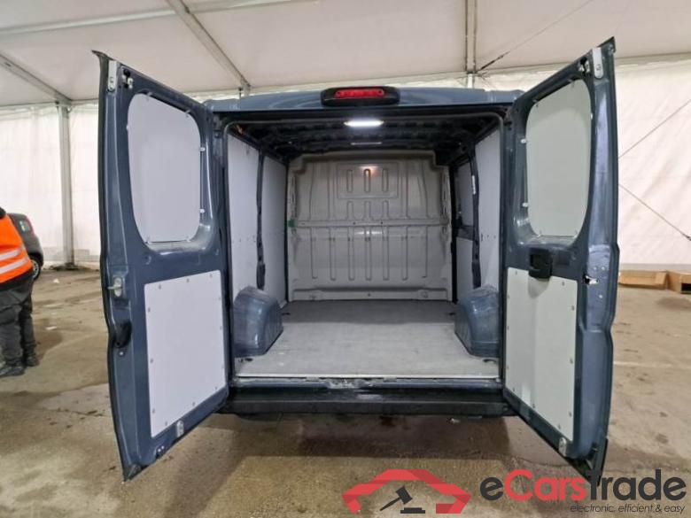 PEUGEOT BOXER / 2014 / 4P / FURGONE 330 L1H1 2.2 BLUEHDI 120CV SeS #5