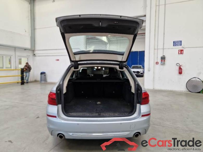 BMW SERIE 5 / 2016 / 5P / STATION WAGON 520D XDRIVE LUXURY AUTO TOURING #5