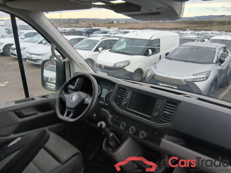 VOLKSWAGEN Crafter / 2017 / 4P / furgón 30 Furgón BM TN L3H2 2.0TDI 103kW(140CV) #5