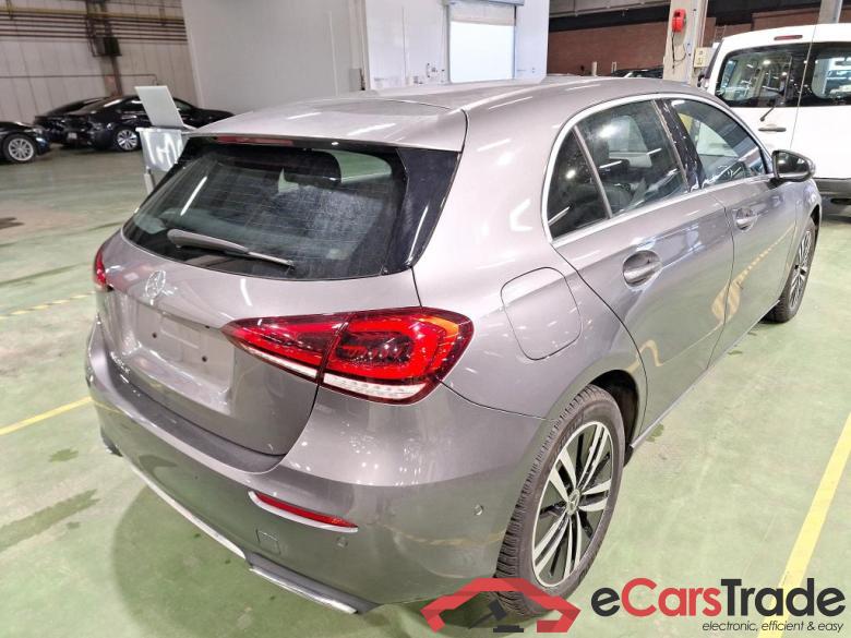 Mercedes A 250e Plug-In Hybrid Aut. LED-Xenon Widescreen Ambient Navi Sport-Leather KeylessGo Camera Klima PDC ... #2