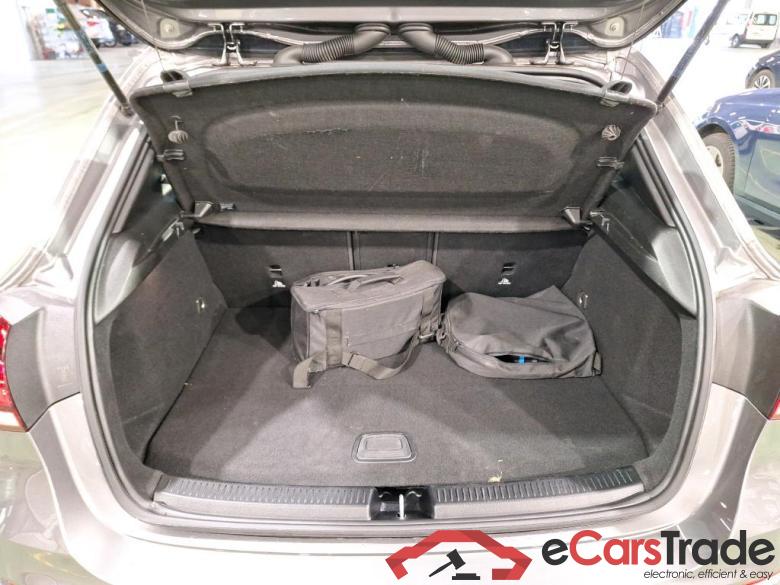 Mercedes A 250e Plug-In Hybrid Aut. LED-Xenon Widescreen Ambient Navi Sport-Leather KeylessGo Camera Klima PDC ... #6