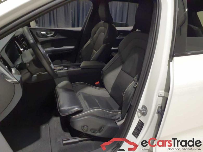 Volvo XC60 (03.2017->) DE - SUV5 B5 (Benzin) AWD EU6d, Plus Dark Mild-Hybrid (EURO 6d), (Facelift) 2022 #5