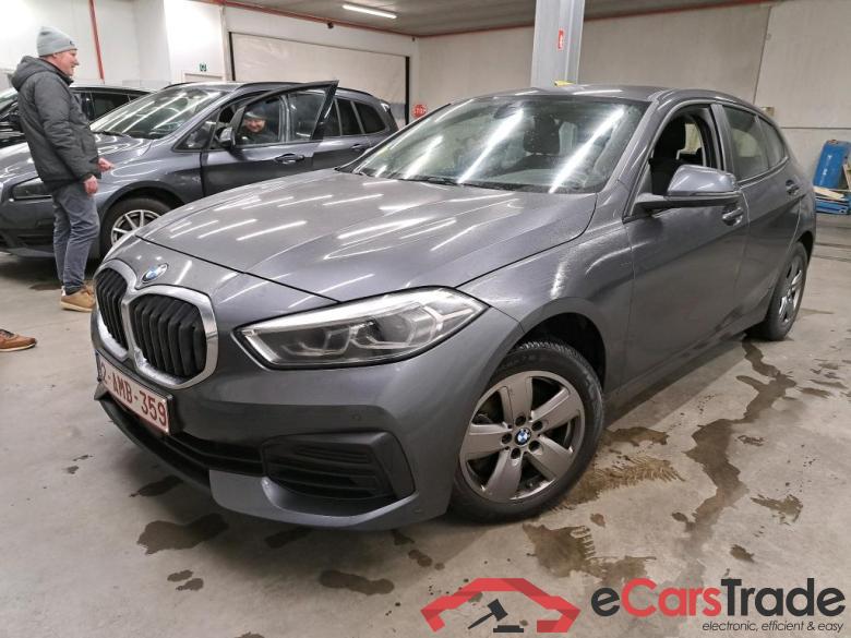BMW - BMW 1 HATCH 116d 116PK Advantage Pack Business & Live CockPit Plus & PDC Front & Rear #1