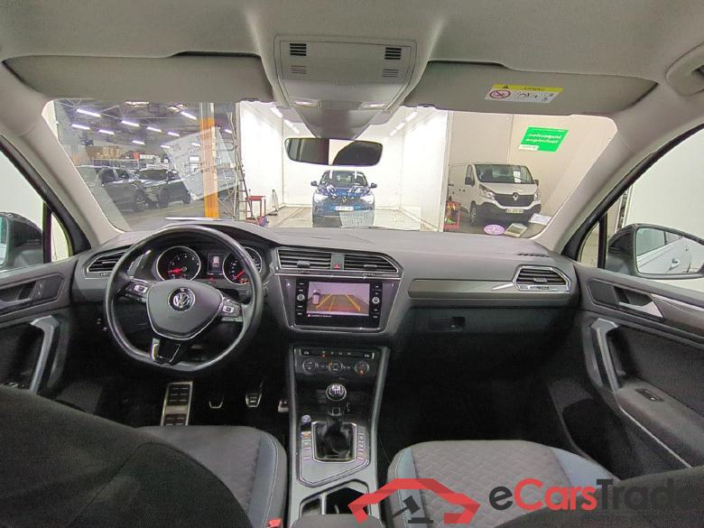 VOLKSWAGEN Tiguan / 2016 / 5P / SUV 1.5 TSI 130 EVO BMV6 IQ.DRIVE(SP) #5