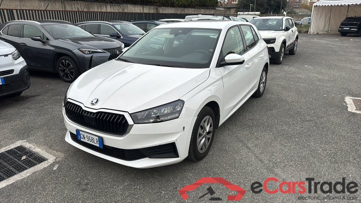 Skoda Fabia 1.0 MPI Ambition LED Display Klima PDC ...