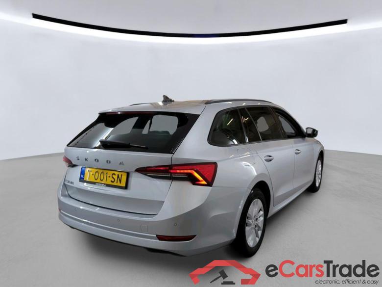 SKODA Octavia Combi 81 kW #6