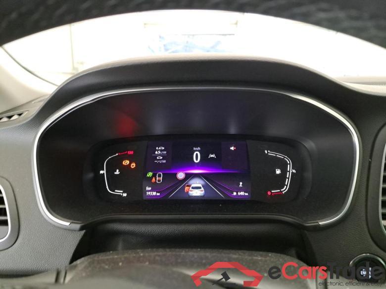 RENAULT Mégane Berline 5p Berline Intens TCe 140 FAP #6