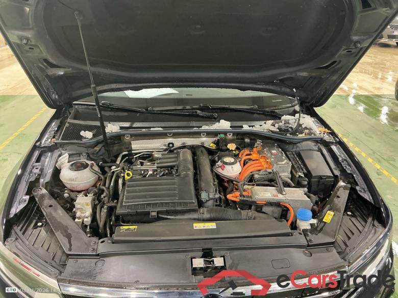 VOLKSWAGEN PASSAT 1.4 TSI GTE BUSINESS DSG #6