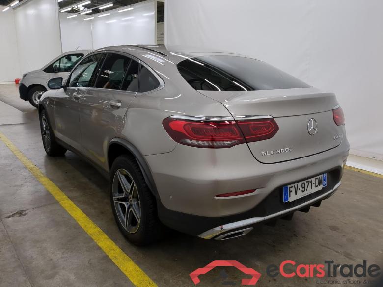 MERCEDES-BENZ GLC Coupe / 2019 / 5P / Coupé GLC 300 e Business Line 4Matic #3
