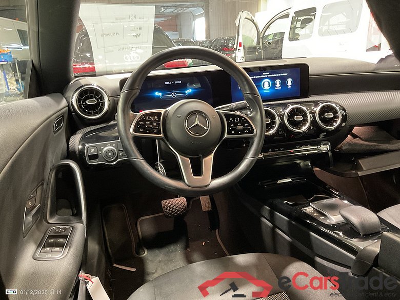 Mercedes CLA 180d SB Aut. LED-Xenon Widescreen Navi KeylessGo Camera Klima PDC ... #6