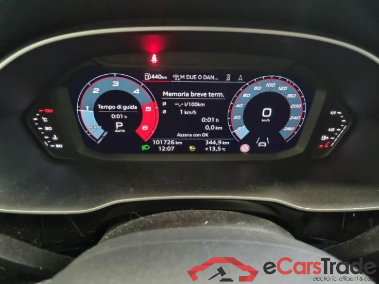 AUDI Q3 SPORTBACK / 2019 / 5P / SUV 35 TDI S TRONIC BUSINESS PLUS #4