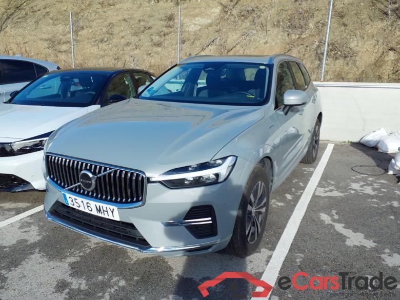 VOLVO XC60 Recharge T6 plug-in hybrid eAWD Eléctrico/Gasolina (Pano) #1