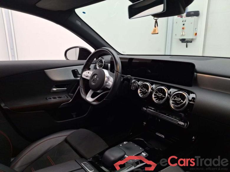 MERCEDES-BENZ A-KLASSE SEDAN 2.0 200 D AMG LINE 8G-DCT #3