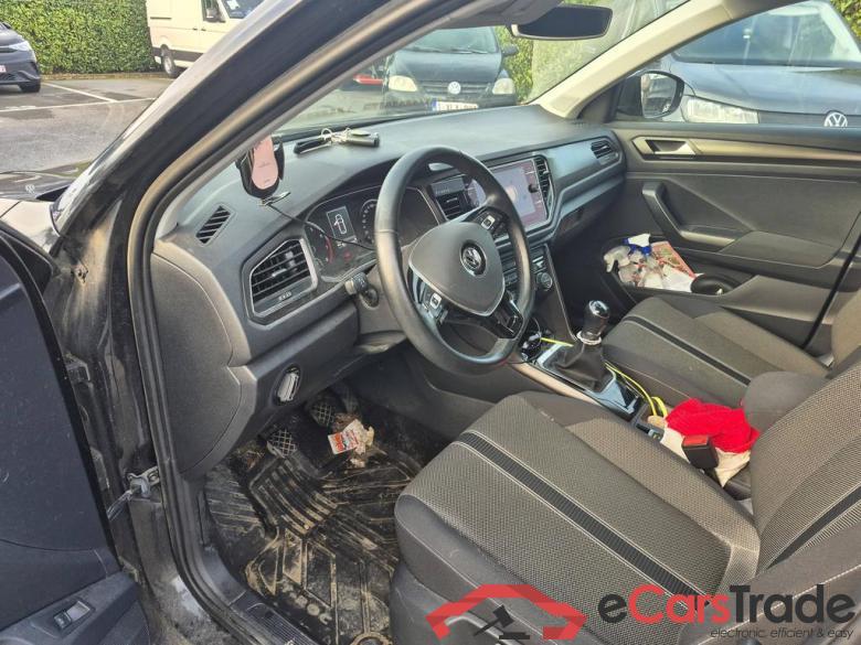 VOLKSWAGEN T-Roc T-Roc Style 1.5 TSI 110 kW (150 ch) 6 vitesses manuel #4