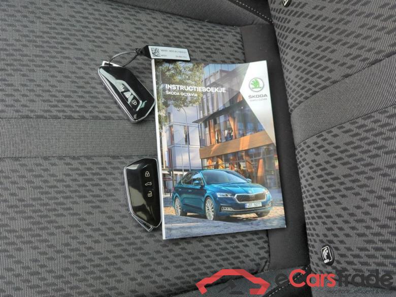 SKODA Octavia Combi 81 kW #6
