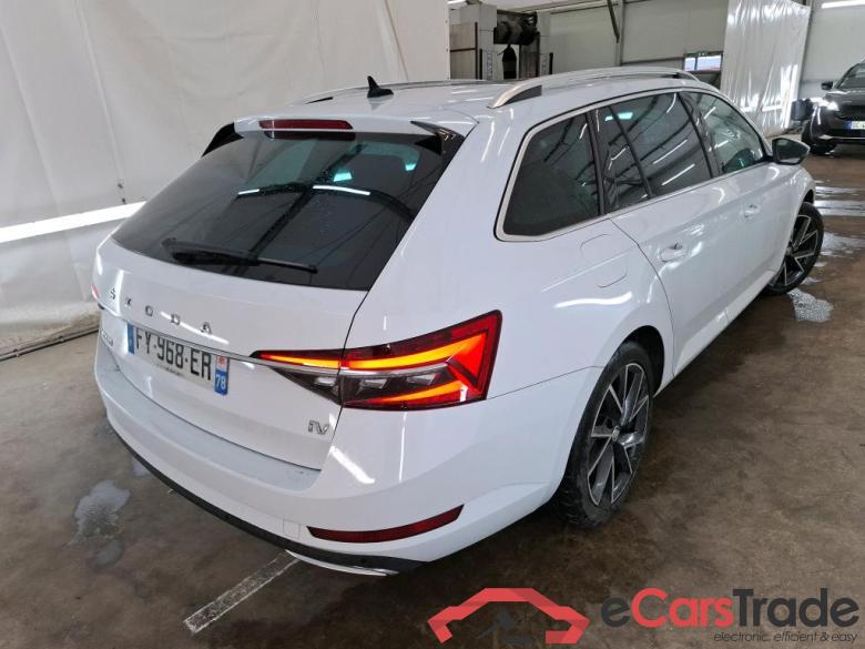 SKODA Superb Combi / 2019 / 5P / Break 1.4 TSI PHEV 218ch DSG6 Laurin & Klement #3
