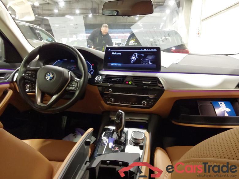 BMW 5-serie 2.0 530E 200KW XDRIVE AUTO TOURING #6