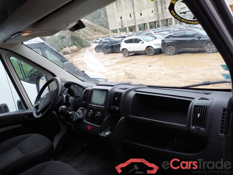 PEUGEOT Boxer 2.2 HDI 130 335 L2H2 3.5T 2.2 HDI 140 BVM + Nav + camera recul + grip control #4