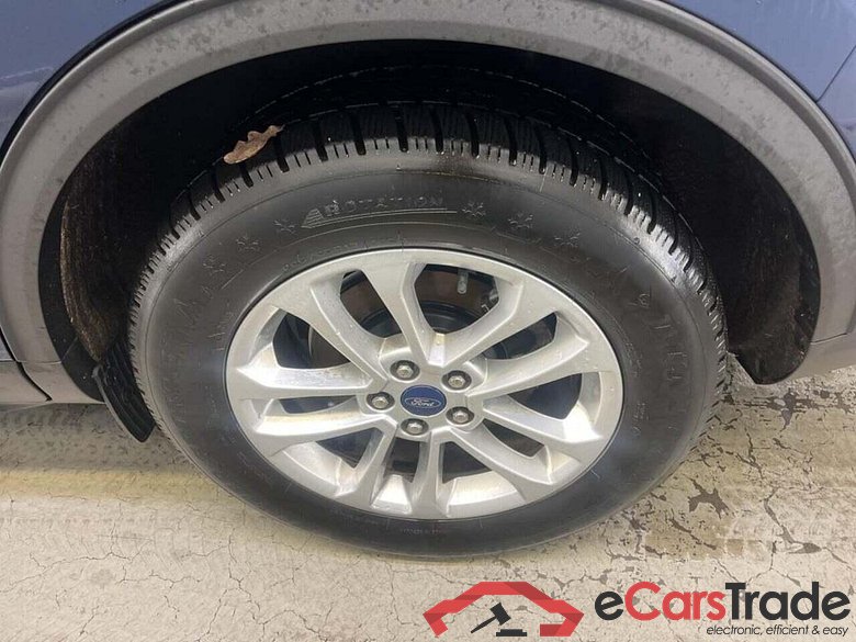 FORD KUGA 2.5 PHEV Titanium #4