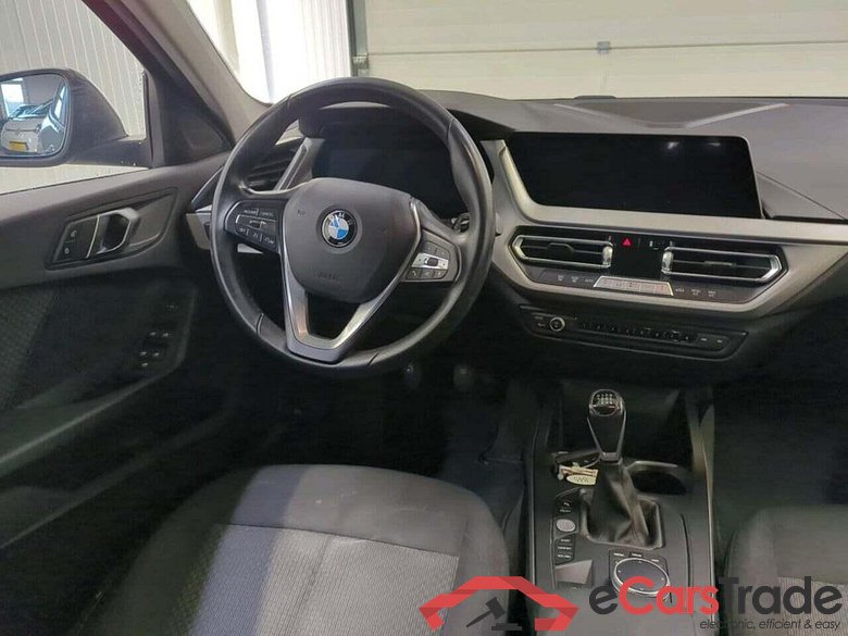 BMW 1-serie 118i Bns Edition #3
