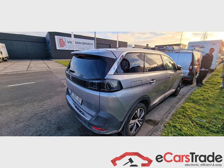 PEUGEOT 5008 1.2 PureTech Allure Pack #4