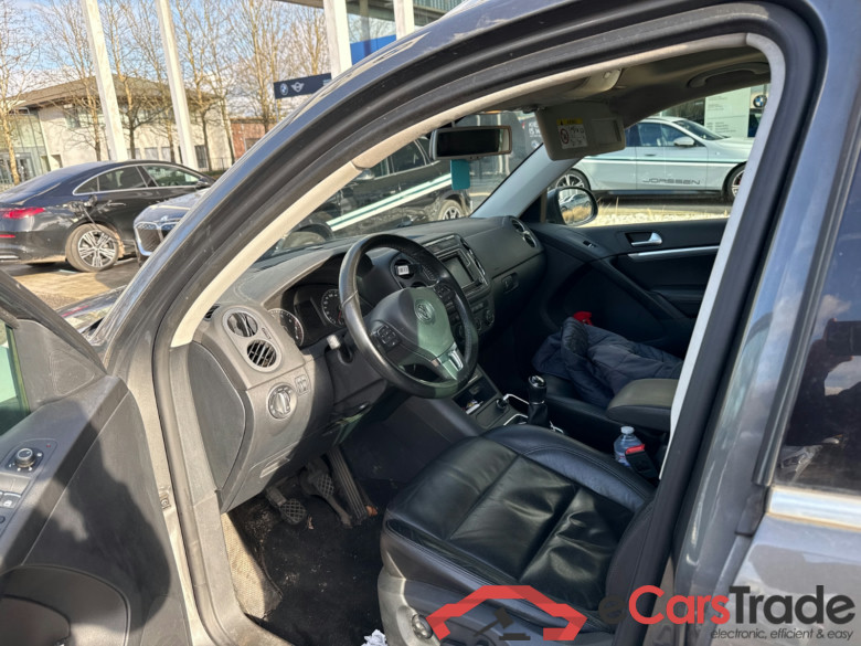 Volkswagen Tiguan 1.4 TSI R-Line Pano Navi Leather Klima PDC ... #5