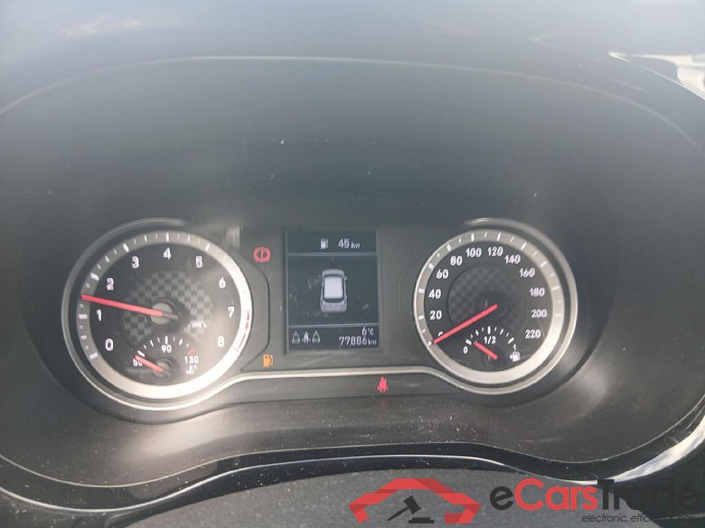 HYUNDAI i10 / 2020 / 5P / berlina con portón 1.0 Klass #4