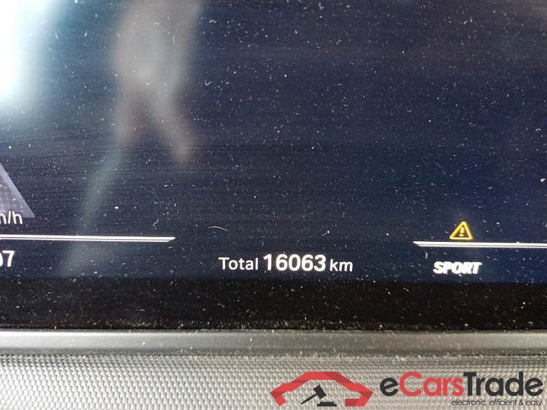 BMW SERIE 1 / 2019 / 5P / BERLINA 116I #4