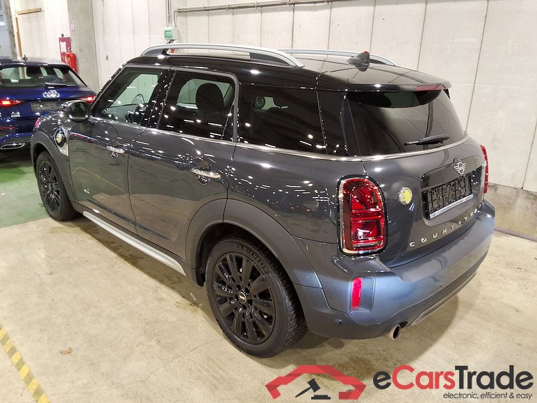 MINI COUNTRYMAN 1.5 COOPER S E 4WD AUTO #2