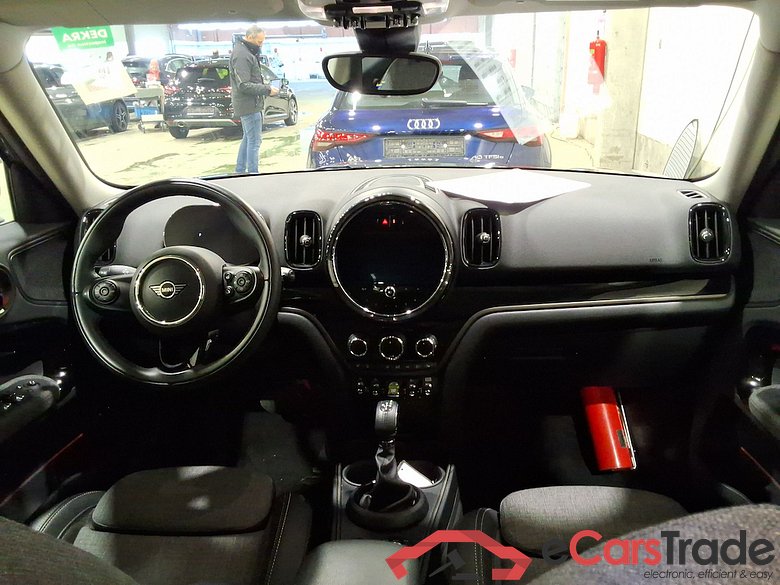MINI COUNTRYMAN 1.5 COOPER S E 4WD AUTO #6