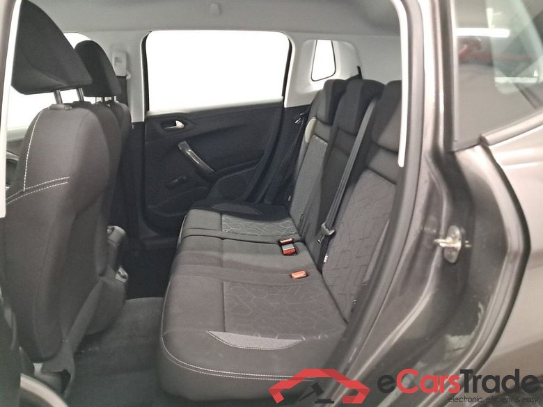 Peugeot 2008 1.2 Puretech 61kW S&S Active 5d #3